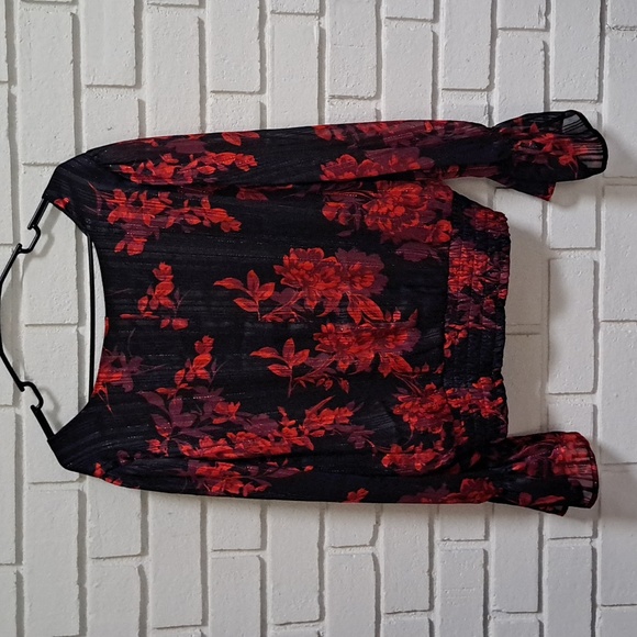 Lane Bryant Floral Metalic Striped   Smocked Bell Sleeve Blouse. Size 24 NWOT - Picture 7 of 9